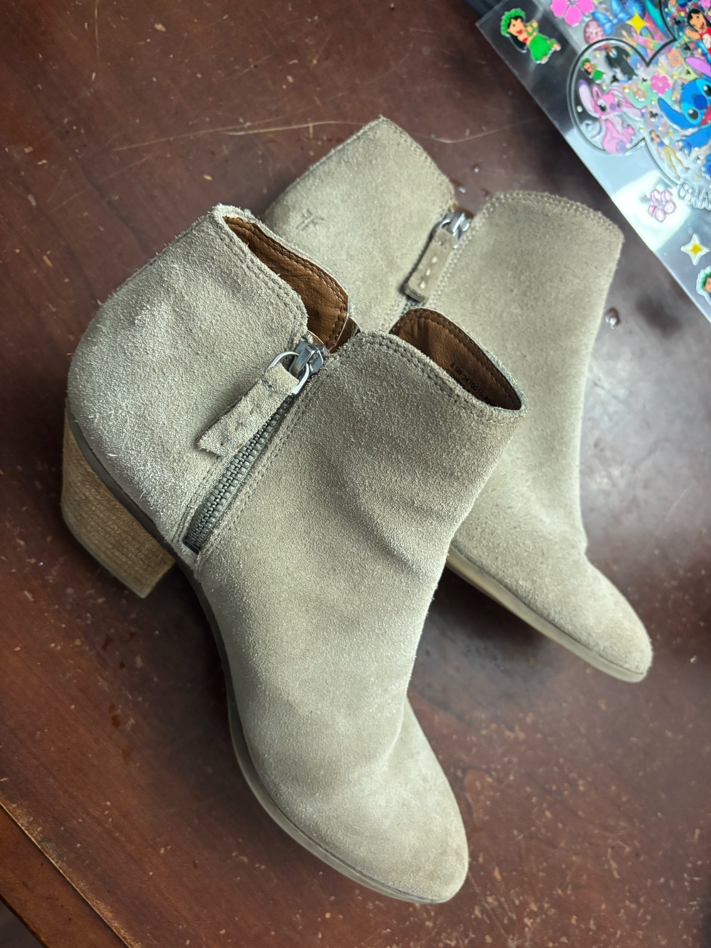 Frye taupe zip up Chelsea ankle bootie soft leather suede cowgirl western 8.5